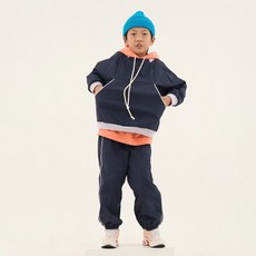 Kurnar 兒童 vroom 多功能防水防風運動上下套裝