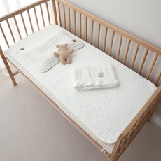 Chez bebe 嬰幼兒涼感墊 Shegomi, 白色