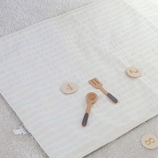 hwamo baby 幼兒防水毯, 米白色