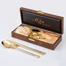 H.jin 鑲嵌丹青金龜鈦金湯筷 1人份套組, 龜鈦金勺子+筷子+金龜托+絹布荷包+套, 1套, 金色(勺子、碟子)、隨機發貨(絲質荷包)