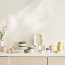 ROSLYN Espace 4人家用組 26入, 1套, 白色 + 奶油粉色 + 黃色 + 深薄荷色 + 斑點, 餐具8種