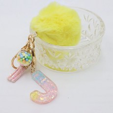 緋緞之路 字母黃色毛球流蘇鑰匙圈包包掛飾