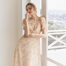 벰버 통기성 SQUARE NECK LACE TRIM MAXI ONEPIECE