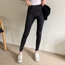 Lalaon 女性簡約基本款瑜珈跑步健身彈性緊身褲 TSP1624