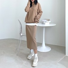 JAL BBA JEAN 基本素色連帽T恤+半身裙組