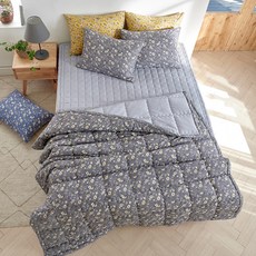 LaMonte 浪漫花朵超細纖維薄被, 灰色