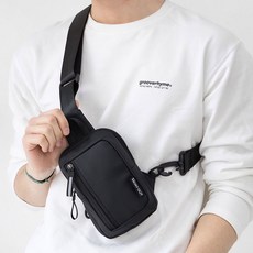 Most Out 迷你斜背包 M461, 黑色