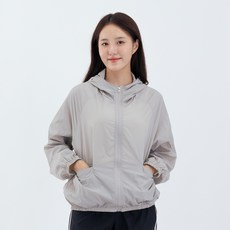Elsso 寬鬆版型連帽短版防風夾克