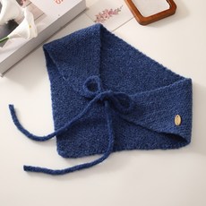 CocoDream 兒童款羊毛混紡亮點三角針織圍巾