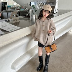 Orenjidamom 女童牛角扣麻花針織衫