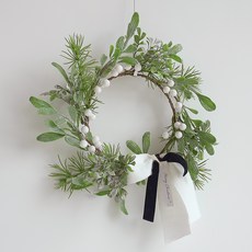 BLOOMING&ME 雪花珍珠絲絨裝飾冬季花環, 綠色