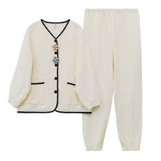 Minsung Company孕婦花扣哺乳睡衣上下套裝