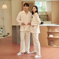 도씨 커플용 솔리드 극세사 밍크 잠옷 2세트
