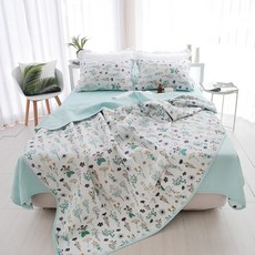 M C Bedding 花點束被子洗衣店, 庭園