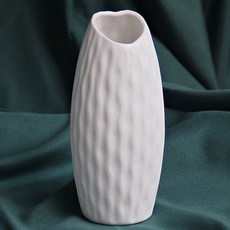 Sunbit Dolly 迷你愛心陶瓷擺飾花瓶, 白色