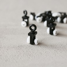 WINDOW DRESS 遮光特殊軌道滾輪 3.6cm, 黑色, 10個