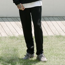 NESPA 男士素色拉絨直筒褲 STI_2001