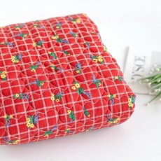 Lily Fabric 鋪棉 愛心鋪棉 格紋 花朵 印花 家飾 Merry Me格紋 包包布料, 紅色, 1個