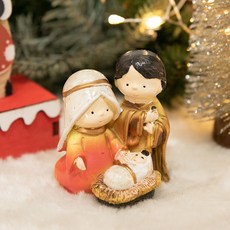 flowertree 嬰兒耶穌瑪利亞公仔 聖誕裝飾, 瑪利亞左側