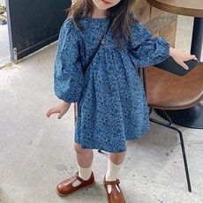 Eeyoomong 女童 Lukomi 花朵喇叭燈籠袖長袖洋裝