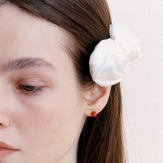 로아주 double corsage 헤어핀 FREE