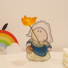 JCP 室內裝飾藝術壓克力花瓶, 倒牛奶的女僕