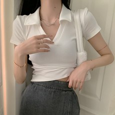 Elsso 女款修身V領翻領短版短袖上衣
