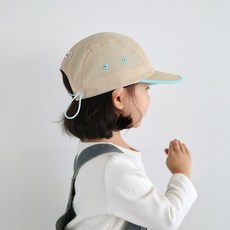 C 彩色滾邊棒球帽