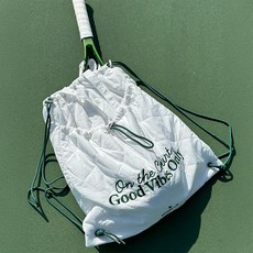 VictoryLap 尼龍絎縫抽繩運動束口袋, 白色