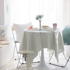 BELLELIFE 玫瑰刺繡桌布, 薄荷綠, 1個, 2人(140 x 140 cm)