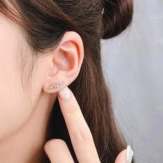 gelluna 女性用醫療鋼星星方晶鋯石長款層次閃亮耳釘耳骨槓鈴球型耳環 P-1056