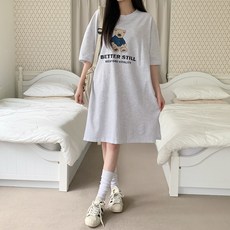 시크블랙 스피크 라운드넥 곰돌이 프린팅 사이드 트임 통기성 롱티셔츠 원피스 cpt14660k42