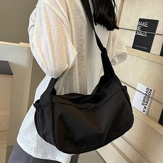 小姐包 女性用 艾尼克斯 尼龍 斜背包, 黑色