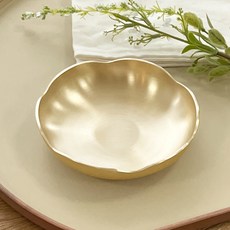 Nothyang 手工黃銅梅花小菜碟, 1個, 金色