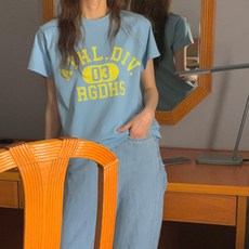 여성용 티오 캐쥬얼 타이포 디자인 반팔 티셔츠