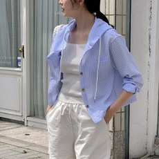 URBANLINE 女款 Russo 條紋半短版連帽襯衫