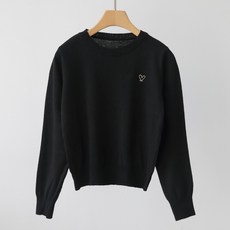 제니트 여성용 기본핏 라운드넥 러블리 포인트 세미크롭 파스텔 컬러 자수 시럽하트 긴팔 니트