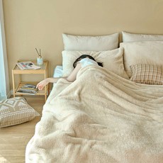 BAZAAR 發熱輕量長毛超細纖維刷毛薄被, 牛奶米色