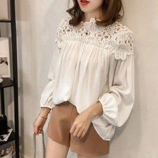 엘쏘 프릴 레이스 긴팔 블라우스