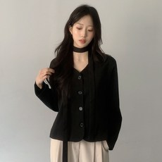 Planday 女款俐落版型綁帶無領V領日常夾克