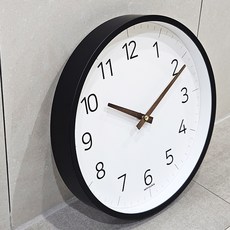 HotClock 310mm 直徑 韓國製 纖薄現代 木指針 靜音壁鐘 A型, 黑色