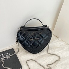 연이랜드 체인 퀼팅 하트 크로스 숄더백