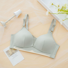 Star Day 彩色開口式哺乳內衣