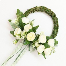 城市花園白菜玫瑰租借, 白色