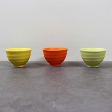 Dalsogum 陶瓷清酒杯 傳統酒杯 燒酒杯 螺旋水果酒杯 3件組, 1套, 霧面檸檬黃, 橘色, 酪梨綠