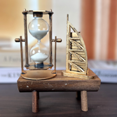 Monologies 現代沙漏 復古木質裝飾品 椅凳 + 沙漏 + 遊艇 套組, 青銅色