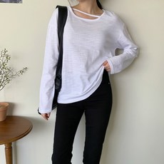 시크블랙 여성용 가오노 긴팔 스트랩 티셔츠 cpt13269k38