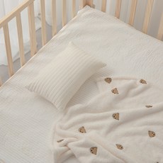 AiRabbit 嬰兒用100支純棉絎縫枕頭套 含枕芯, 1個, 米色