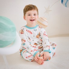 mollimelli friends 快樂宇宙蜜桃絨家居服套裝