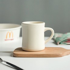 아메리칸로드 심플 쉐입 세라믹 머그잔 300ml YK045, 크림, 1개